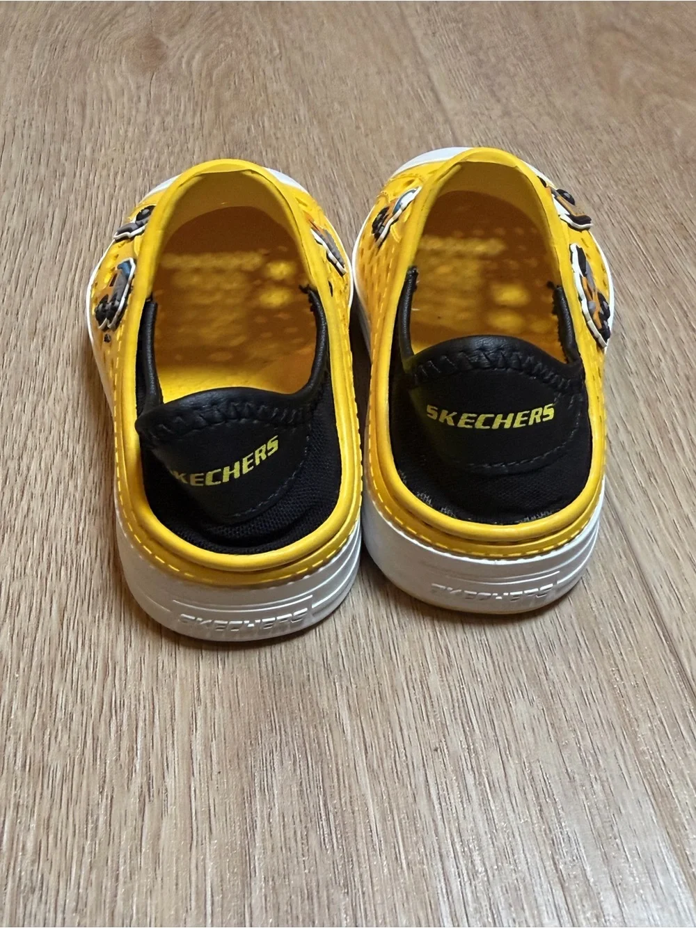 Skechers Kids Yellow Construction Truck Clogs Slip On Shoes Size 5